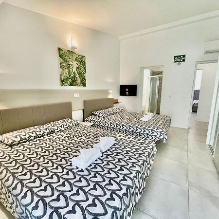 Villa 12 Адехе Экстерьер фото