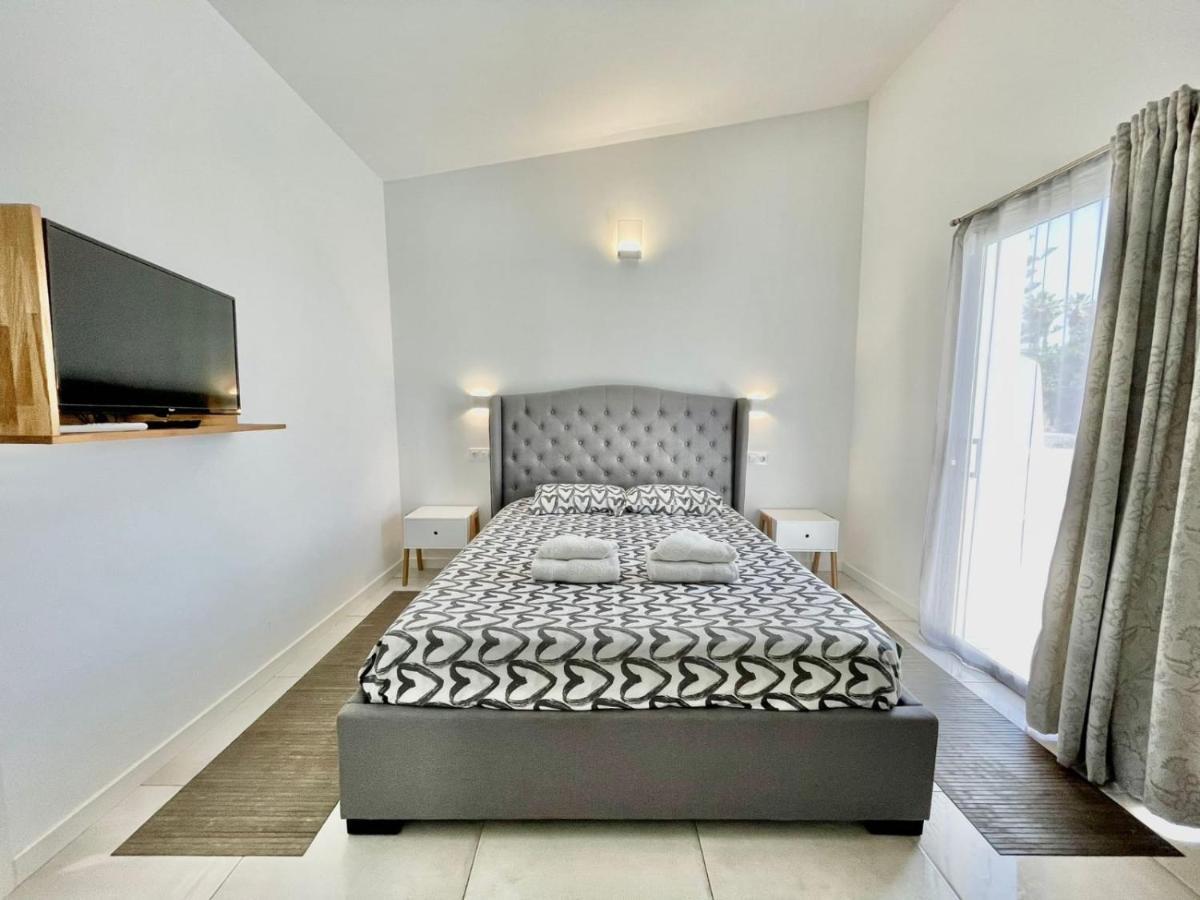 Villa 12 Адехе Экстерьер фото