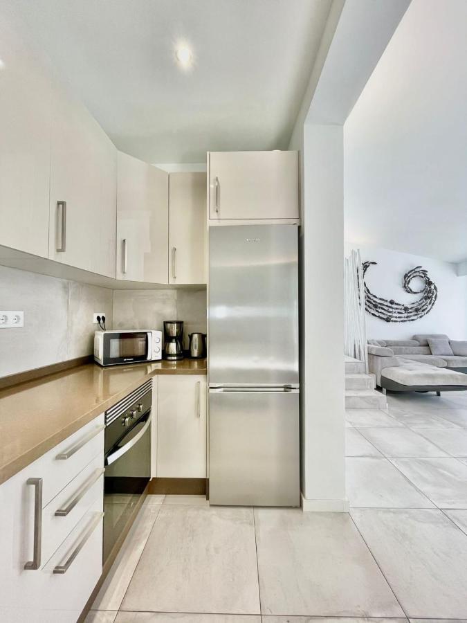 Villa 12 Адехе Экстерьер фото